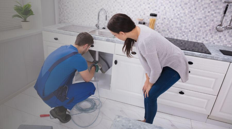 Professional expert plumbing services in Monmouth, IA